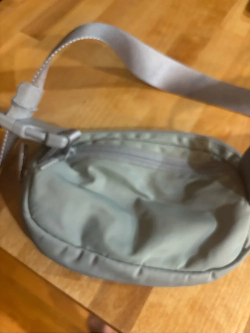 lululemon Everywhere Belt Bag - light gray